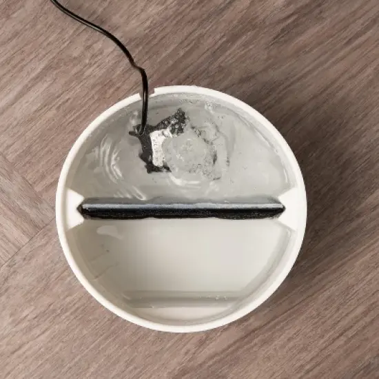 IRIS USA Pet Water Fountain for Cats and Dogs image {2}