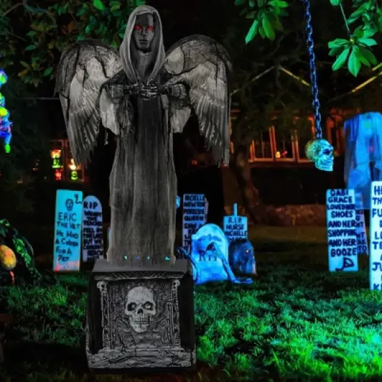 Costway 5.5ft Halloween Animatronic Decoration Animated Praying Angel Statue with Light Up Eyes & Shaking Wings image {6}