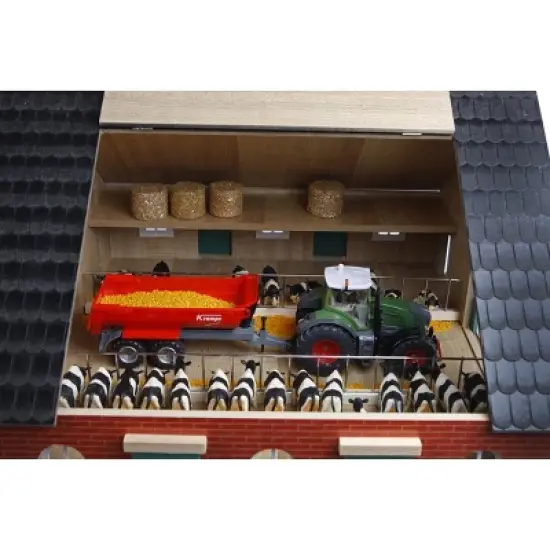 Universal Hobbies 1/32 Deluxe FarmHouse with Building Set image {2}
