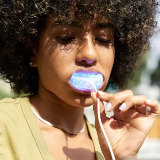 Snow All-in-One Teeth Whitening At Home System Gift Set - Safe for Sensitive Teeth, Braces, Bridges, Crowns, Caps & Veneers image {11}