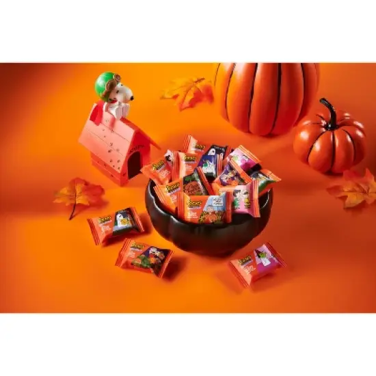 Reese's Peanut Butter Milk Chocolate Snoopy and Friends Halloween Candy Miniatures - 9.92oz image {2}
