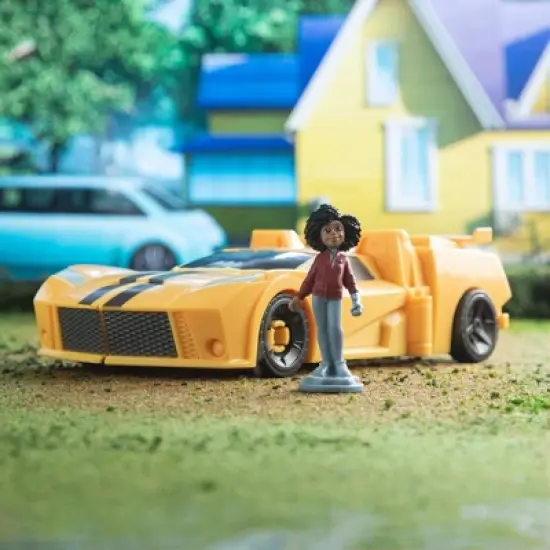 Transformers EarthSpark Spin Changer Bumblebee and Mo Malto image {8}