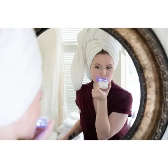 GO SMILE Teeth Whitening Device image {3}