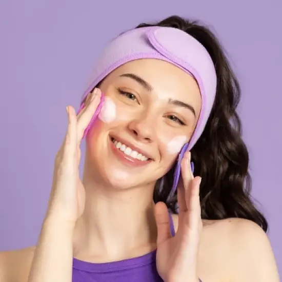 Plum Beauty Skin Scrubber Set image {3}