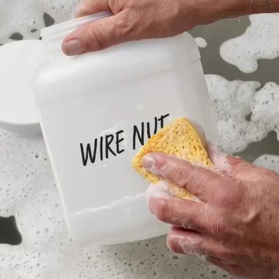 Avery Marks A Lot Permanent Markers, Large Desk-Style Size, Chisel Tip, Value Pack of 36 Black Markers (98206) image {5}