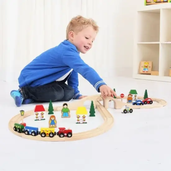 Bigjigs Figure of Eight Train Set image {5}