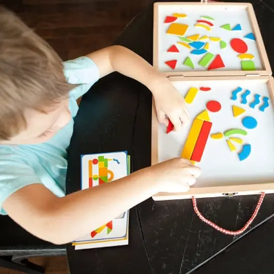  Fat Brain Toys Magnetic Creation Station FB222-1 image {1}