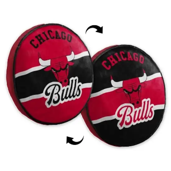 NBA Chicago Bulls 15'' Varsity Cloud Pillow image {2}
