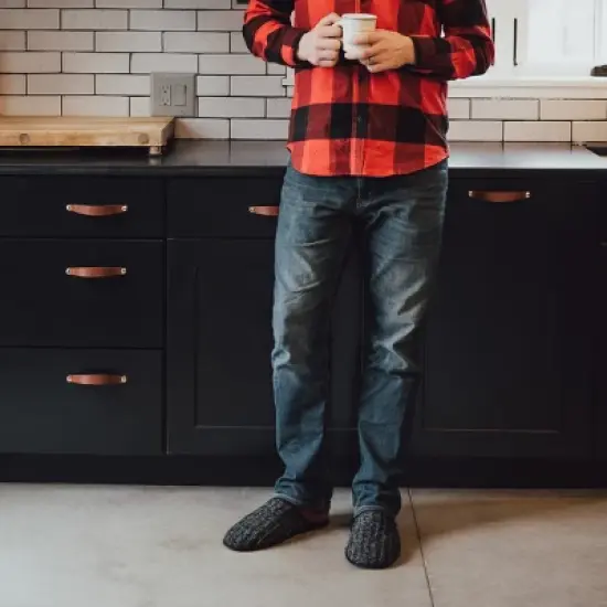 MUK LUKS Men's Gavin Scuff Slippers image {5}