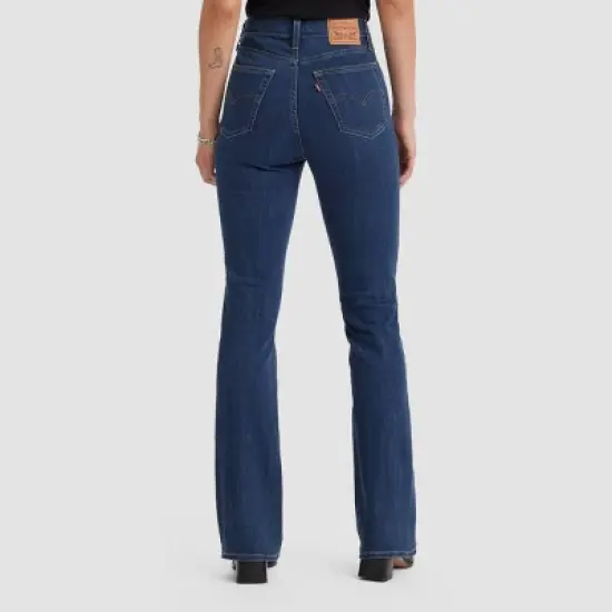 Levi's&reg; Women's 725 High-Rise Bootcut Jeans image {2}