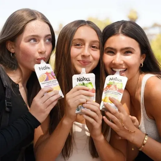 NOKA Superfood Fruit Smoothies + Prebiotic Fiber & Flax Strawberry Pineapple Pouches - 4.22oz/4pk image {8}