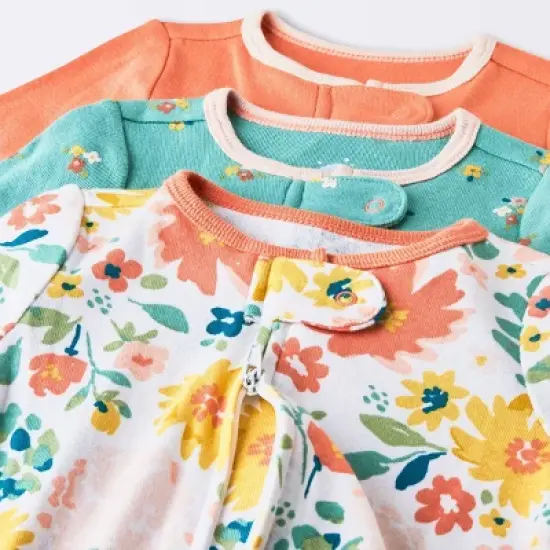 Baby Girls' Layette Garden Gifting Bundle - Cloud Island&trade; Floral image {3}