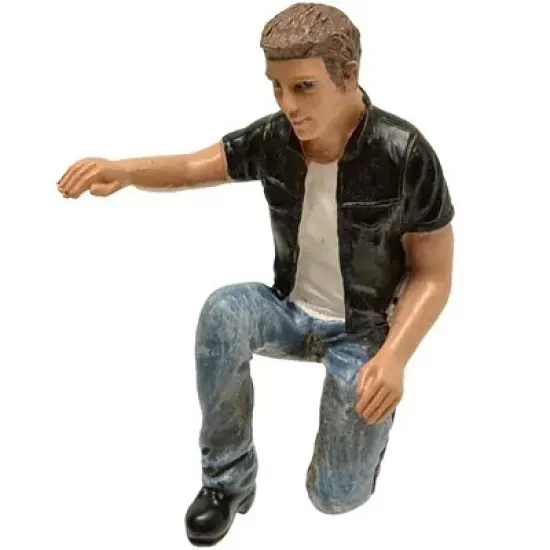 Biker Motorman Figure For 1:24 Scale Models by American Diorama image {1}