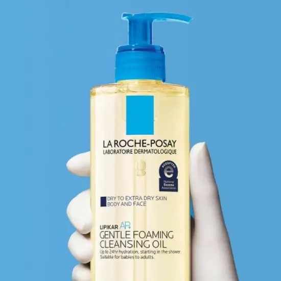 La Roche Posay Lipikar AP+ Gentle Foaming Cleansing Oil - Unscented - 13.52 fl oz image {7}