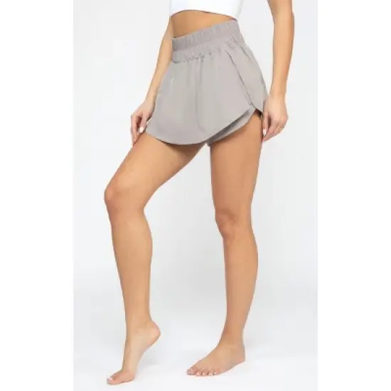 Yogalicious Radiant Commuter Woven High Waist Skort image {7}