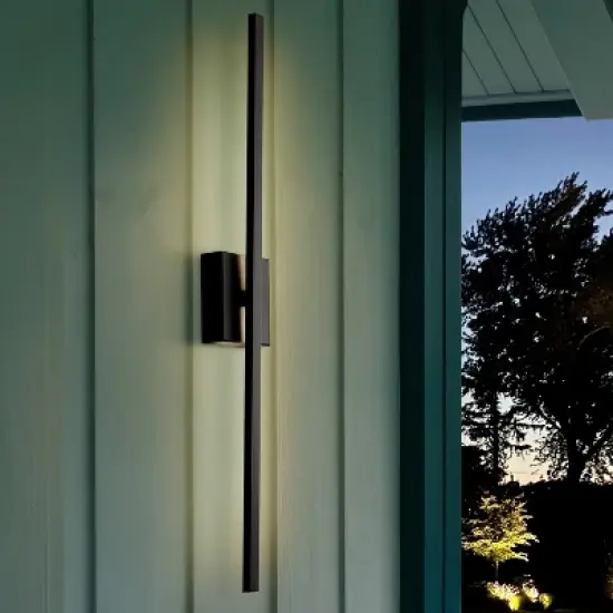 JONATHAN Y Vara Modern Minimalist Indoor/Outdoor Metal 350-Degree Rotate Dimmable Integrated Linear LED Wall Sconce image {3}