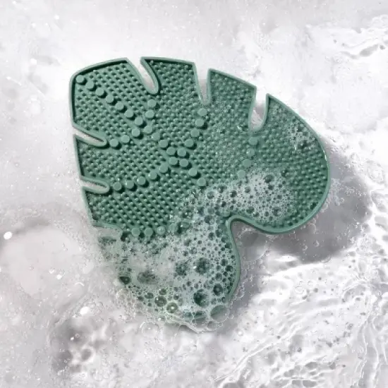 EcoTools Makeup Brush Cleansing Pad image {4}
