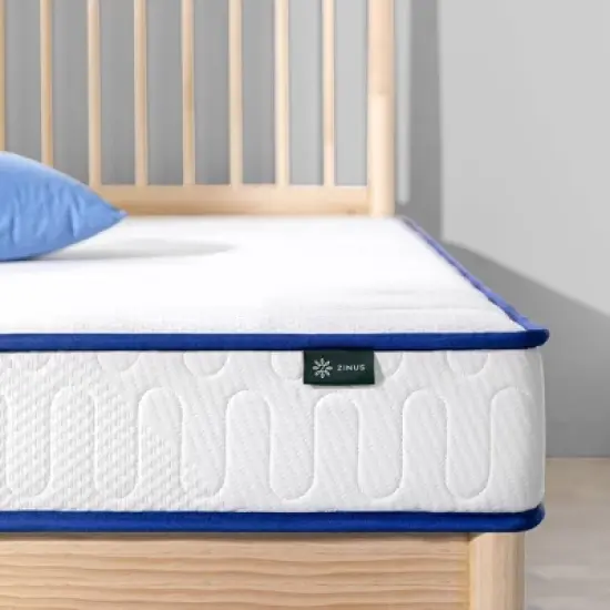 Zinus Essential 6" Innerspring Mattress image {1}