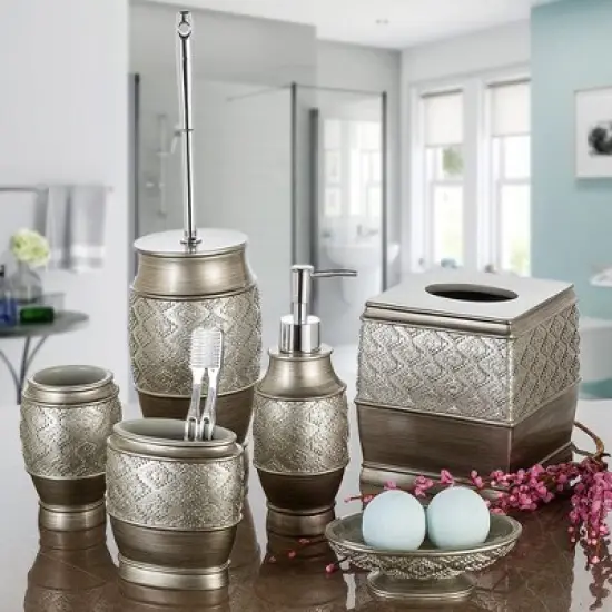 Creative Scents Silver Dublin Toilet Brush With Holder image {4}