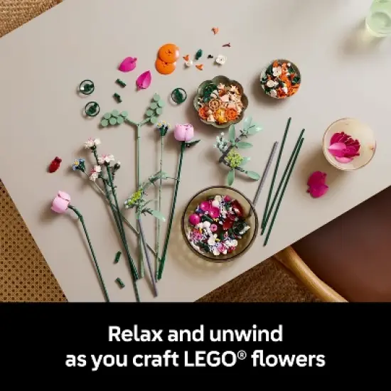 LEGO Botanicals Pretty Pink Flower Bouquet for Home Decor 10342 image {2}