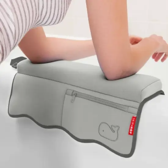 Skip Hop Moby Baby Bath Set with Four Bathtime Essentials - Gray - 4pk image {7}