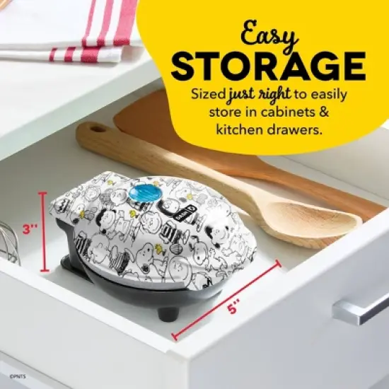 Peanuts x Dash 75th Anniversary Mini Waffle Maker image {5}