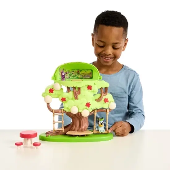 Bluey Treehouse Playset image {2}