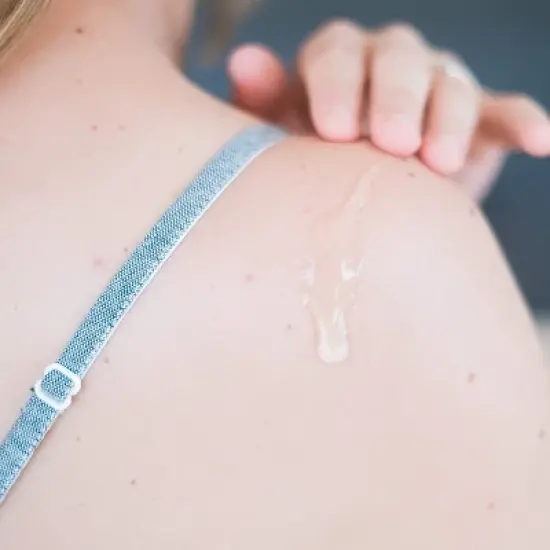 Beauty by Earth - Aloe Vera Plant for After Sun Lotion image {2}