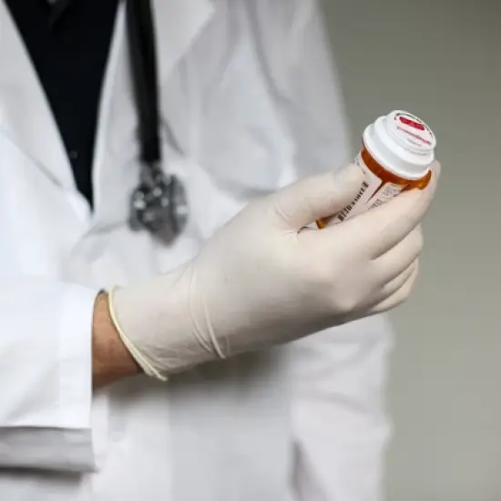 AMMEX Professional Ivory Latex Exam Gloves - Light Duty, Medical Grade - Great for Medical, Dental, Veterinary, Tattoo, and Household and Cleaning image {3}