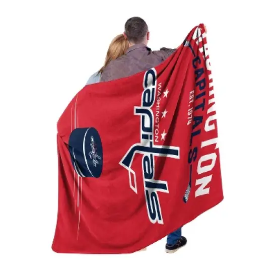 60" x 80" NHL Washington Capitals Raschel Throw Blanket image {3}