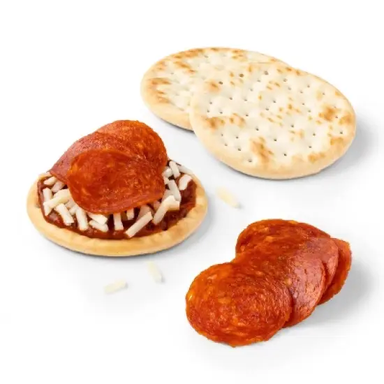 Uncured Pepperoni & Cheese Pizza Lunch Kit - 4.2oz - Good & Gather&trade; image {2}