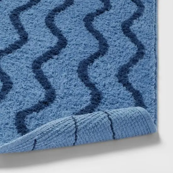 Wave Kids' Bath Rug Navy - Pillowfort&trade; image {3}