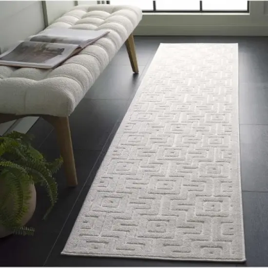 Stella STA138 Power Loomed Indoor/Outdoor Rug - Safavieh image {1}