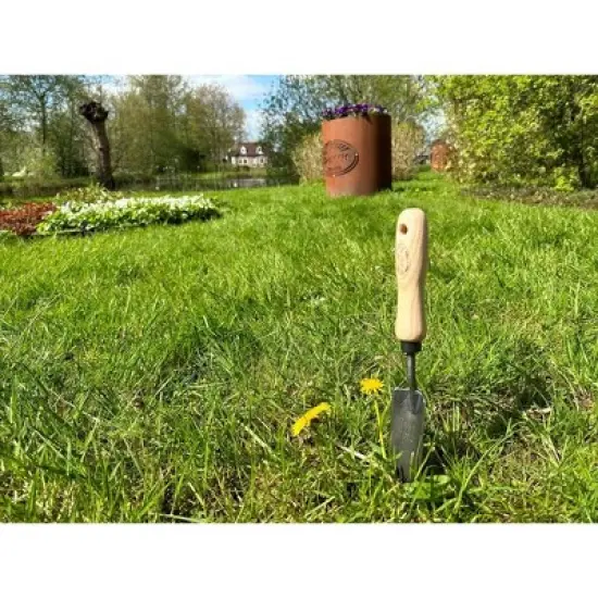 Tierra Garden Rock N Root Trowel image {4}