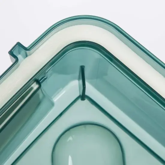 IRIS USA Elevated Feeder with Airtight Pet Food Storage Container image {3}