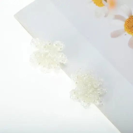 Unique Bargains Pearls Flowerss Shoelace Charms White 1 Pair image {4}