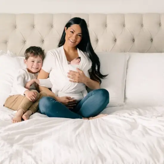 Moby Bump & Beyond T-Shirt Wrap Baby Carrier - Ivory - S image {11}