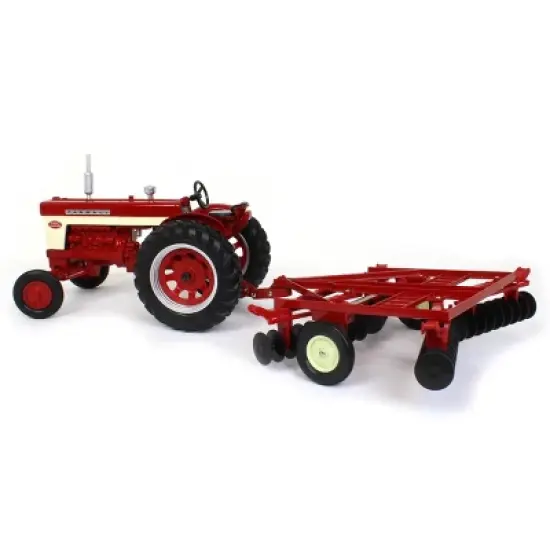 1/16 International Harvester Farmall 560 with Disk ZFN44223 image {3}