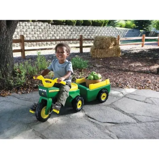 John Deere Trike & Wagon Set - Green image {2}