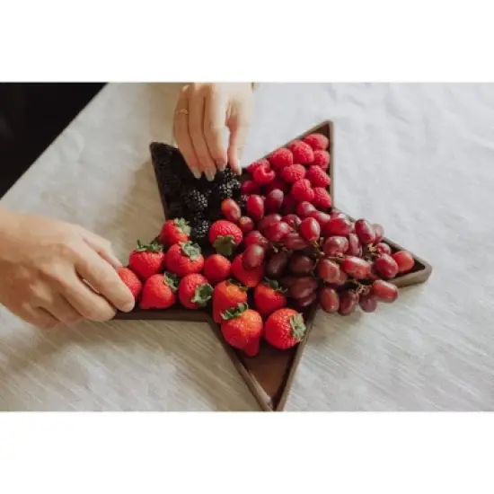 Toscana Star Shaped Serving Charcuterie Tray image {1}
