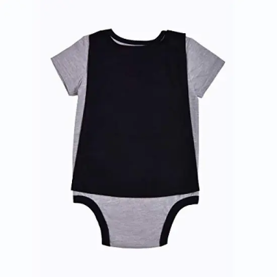 Batman Baby Boy's Batman Graphic Printed Bodysuit, Cape, and Infant Hat Coordinates Set for infant image {5}