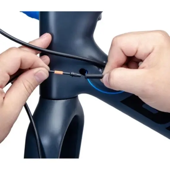 Park Tool IR-1.3 Internal Cable Routing Kit image {4}