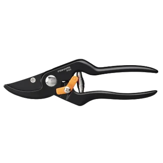 Fiskars P131 Bypass Pruner image {8}