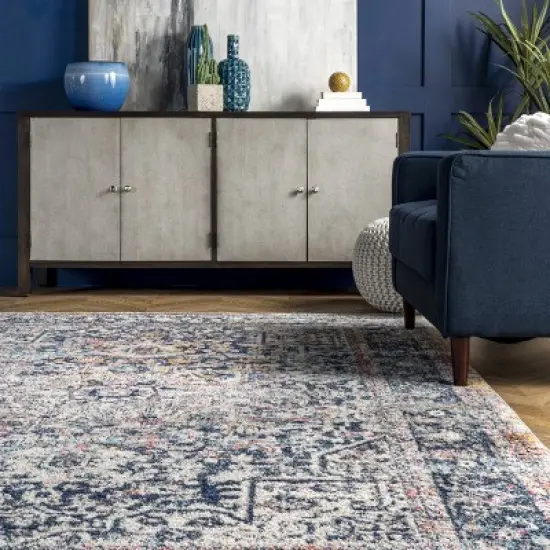 nuLOOM Lilah Vintage Medallion Area Rug image {7}