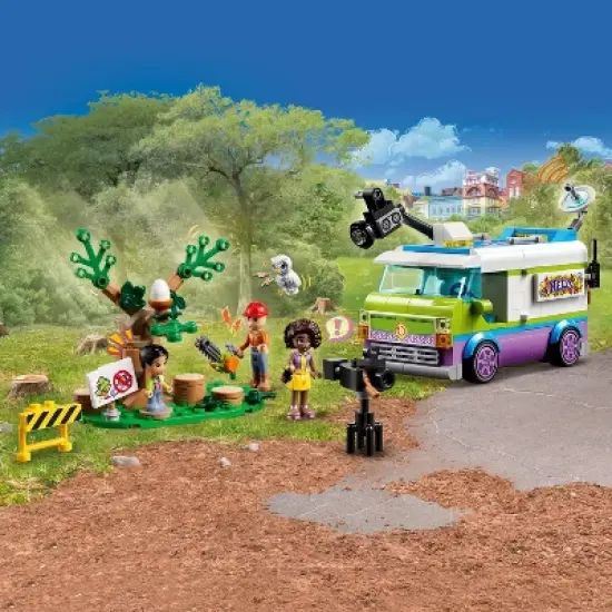 LEGO Friends Newsroom Van Pretend Building Toy 41749 image {2}