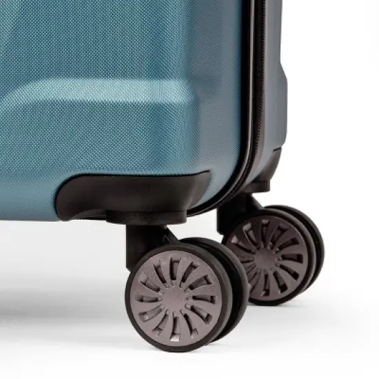 SWISSGEAR Cascade Hardside Carry On Suitcase image {4}