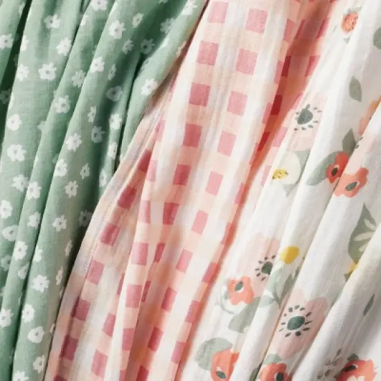 Muslin Swaddle Baby Blanket - Floral Gingham - 3pk - Cloud Island&trade; image {2}