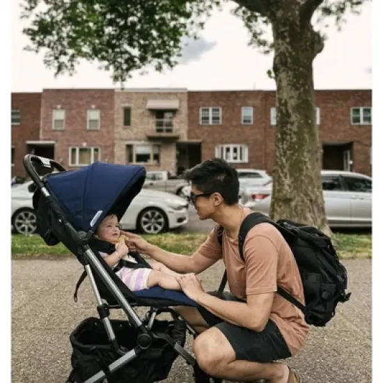 Colugo Parent Diaper Backpack image {9}