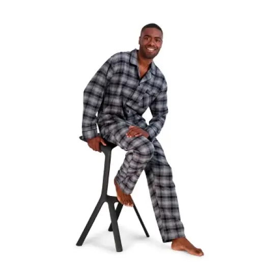 Hanes Premium Men's Flannel Sleep Pajama Set 2pc image {2}