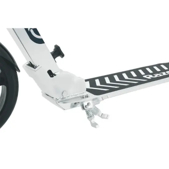Razor A5 DLX Folding Kick Scooter - Silver image {3}